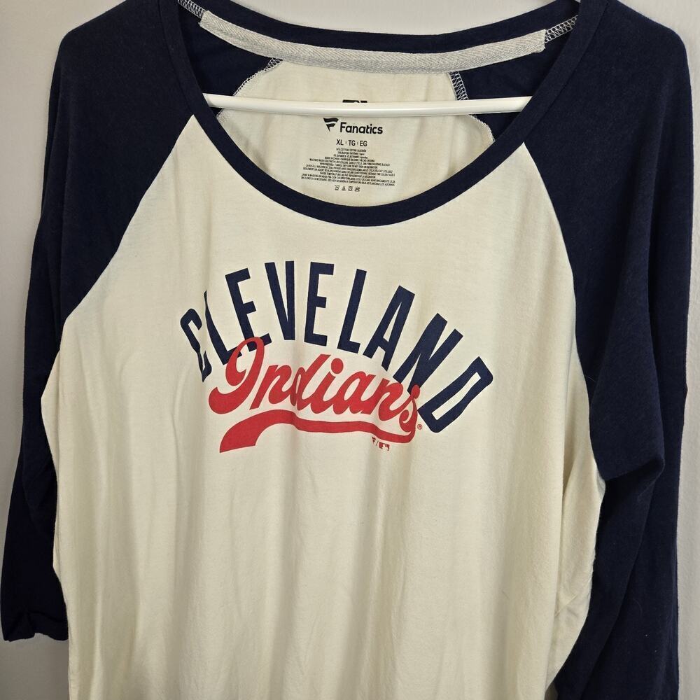 Cleveland Indians XL Womens Dinger Top Vintage Style Boat Neck T Shirt Fanatics